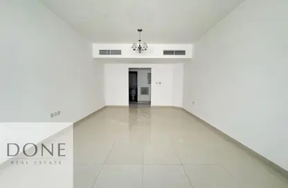 Apartment - 2 Bedrooms - 3 Bathrooms for rent in Muwaileh 29 Building - Muwaileh - Sharjah