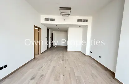 Apartment - 1 Bedroom - 2 Bathrooms for rent in Yasmeen Building - Al Jaddaf - Dubai