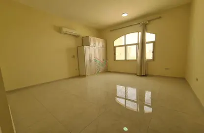 Apartment - 1 Bedroom - 1 Bathroom for rent in Dhaher 1 - Al Dhahir - Al Ain