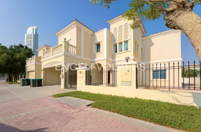 فيلا - 4 غرف نوم - 5 حمامات للايجار في ميدترينيان فيلا - مثلث قرية الجميرا - دبي