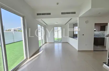 Villa - 4 Bedrooms - 5 Bathrooms for rent in Arabella Townhouses 3 - Arabella Townhouses - Mudon - Dubai