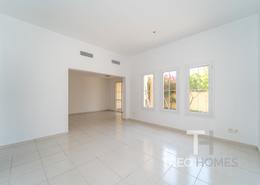 Empty Room image for: Villa - 3 bedrooms - 3 bathrooms for rent in Springs 2 - The Springs - Dubai, Image 1