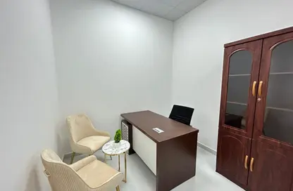 مكتب - استوديو - 1 حمام للايجار في ريد اڤينيو - منطقة القرهود - دبي