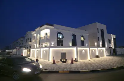 فيلا - 5 غرف نوم - 7 حمامات للبيع في الزاهية جاردنز - الزاهية - عجمان