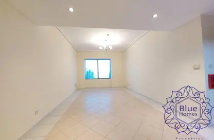 Apartment - 3 Bedrooms - 3 Bathrooms for rent in 21st Century Tower - Sheikh Zayed Road - Dubai