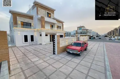 فيلا - 7 غرف نوم - 8 حمامات للبيع في قرية الاميرة - الياسمين - عجمان