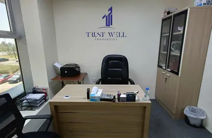 Office Space - Studio - 4 Bathrooms for rent in Al Sawari Tower - Al Khalidiya - Abu Dhabi