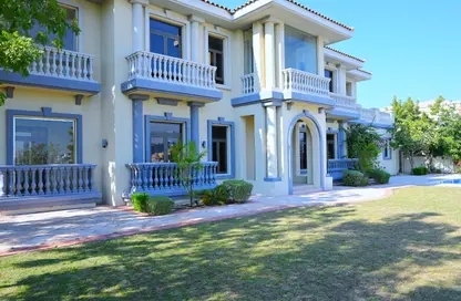 Villa - 6 Bedrooms - 6 Bathrooms for rent in Signature Villas Frond D - Signature Villas - Palm Jumeirah - Dubai