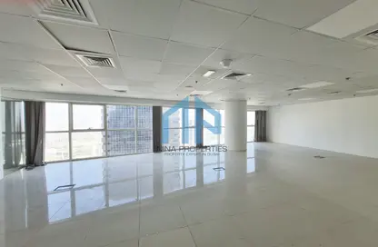 Office Space - Studio - 1 Bathroom for rent in Swiss Tower - Lake Allure - Jumeirah Lake Towers - Dubai