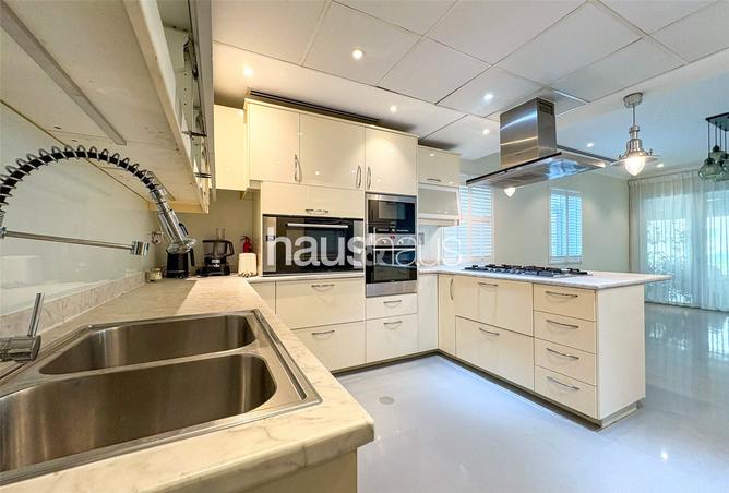 15253732 - Property Image 2
