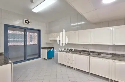 Apartment - 3 Bedrooms - 4 Bathrooms for rent in Al Majaz 1 - Al Majaz - Sharjah