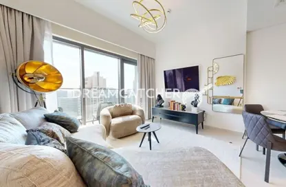 Apartment - 1 Bedroom - 1 Bathroom for rent in Burj Royale - Downtown Dubai - Dubai
