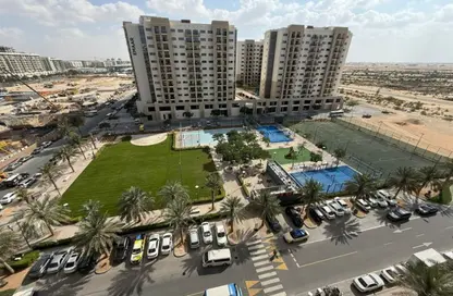 شقة - غرفة نوم - 1 حمام للايجار في شقق يونا - تاون سكوير - دبي