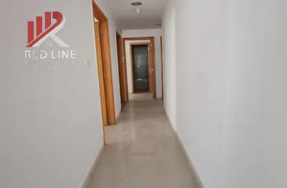 Apartment - 3 Bedrooms - 2 Bathrooms for rent in New Al Taawun Road - Al Taawun - Sharjah
