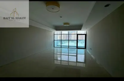 Apartment - 1 Bedroom - 2 Bathrooms for rent in Gulfa Towers - Al Rashidiya 1 - Al Rashidiya - Ajman