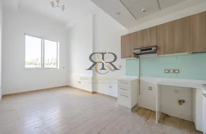 شقة - 1 حمام للبيع في لا ريزيدينس - مثلث قرية الجميرا - دبي شقة - 1 حمام للبيع في لا ريزيدينس - مثلث قرية الجميرا - دبي