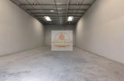 Warehouse - Studio - 1 Bathroom for rent in Al Sajaa Industrial - Al Sajaa - Sharjah