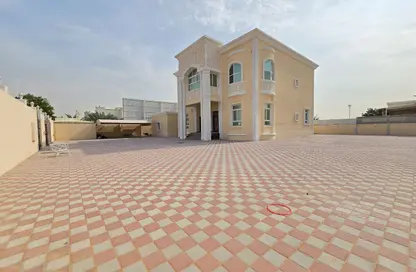 Villa - 5 Bedrooms - 7+ Bathrooms for rent in Al Rahmaniya - Sharjah