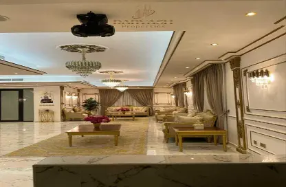 Villa - 5 Bedrooms - 7 Bathrooms for rent in Al Aweer 1 - Al Aweer - Dubai