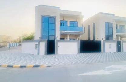 فيلا - 5 غرف نوم - 7 حمامات للبيع في 2 المويهات - المويهات - عجمان