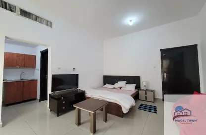 Apartment - Studio - 1 Bathroom for rent in Khalifa City A Villas - Khalifa City A - Khalifa City - Abu Dhabi
