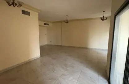 Apartment - 3 Bedrooms - 4 Bathrooms for sale in Al Majaz 2 - Al Majaz - Sharjah