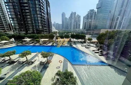 صورة لـ حوض سباحة شقة - غرفة نوم - 2 حمامات للايجار في مرتفعات بوليفارد برج 2 - مرتفعات بوليفارد - دبي وسط المدينة - دبي ، صورة رقم 1