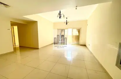 Apartment - 3 Bedrooms - 3 Bathrooms for rent in Muwaileh 3 Building - Muwaileh - Sharjah