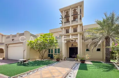 Villa - 4 Bedrooms - 5 Bathrooms for rent in Entertainment Foyer - European Clusters - Jumeirah Islands - Dubai