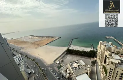 شقة - 4 غرف نوم - 4 حمامات للايجار في مساكن كورنيش عجمان - طريق كورنيش عجمان - عجمان