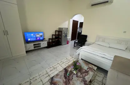 Apartment - Studio - 1 Bathroom for rent in Khalifa City A - Khalifa City - Abu Dhabi