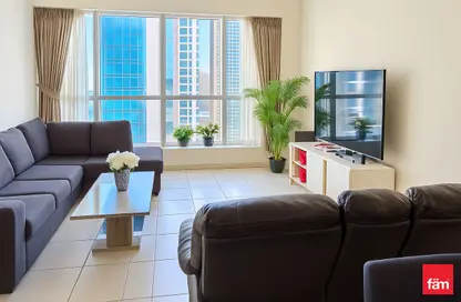 Apartment - 2 Bedrooms - 2 Bathrooms for rent in The Point - Dubai Marina - Dubai