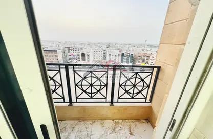 Apartment - 2 Bedrooms - 2 Bathrooms for rent in Muwaileh 29 Building - Muwaileh - Sharjah