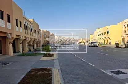 Villa - 2 Bedrooms - 3 Bathrooms for sale in Zone 8 - Hydra Village - Abu Dhabi