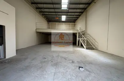 Warehouse - Studio - 1 Bathroom for rent in Al Jlail - Al Sajaa - Sharjah