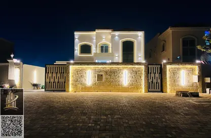 Villa - 5 Bedrooms - 7 Bathrooms for sale in Al Mowaihat 1 - Al Mowaihat - Ajman