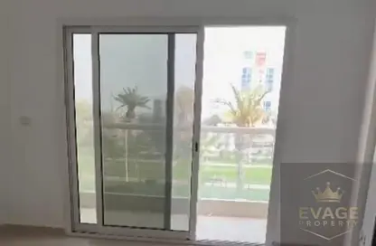 شقة - غرفة نوم - 2 حمامات للبيع في قرية الاميرة - الياسمين - عجمان