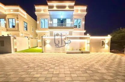 فيلا - 5 غرف نوم - 7 حمامات للبيع في الزاهية جاردنز - الزاهية - عجمان