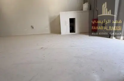 Warehouse - Studio - 1 Bathroom for rent in Umm Al Thuoob - Umm Al Quwain