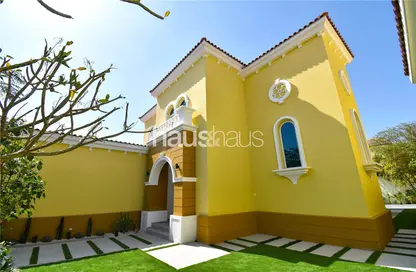 Villa - 4 Bedrooms - 5 Bathrooms for sale in Legacy - Jumeirah Park - Dubai