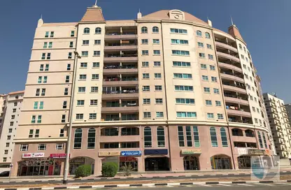 شقة - غرفة نوم - 2 حمامات للبيع في الدانة - 2 - الدانة - المدينة الدولية - دبي