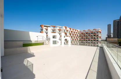 Apartment - 2 Bedrooms - 2 Bathrooms for sale in Binghatti Onyx - Jumeirah Village Circle - Dubai