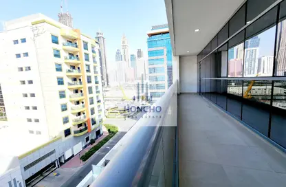Apartment - 1 Bedroom - 2 Bathrooms for rent in Jumeirah Garden City - Al Satwa - Dubai