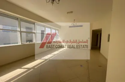 Empty Room image for: Apartment - 2 Bedrooms - 3 Bathrooms for rent in Sakamkam - Fujairah, Image 1