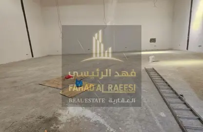 مستودع - استوديو - 1 حمام للايجار في أم الثعوب - أم القيوين