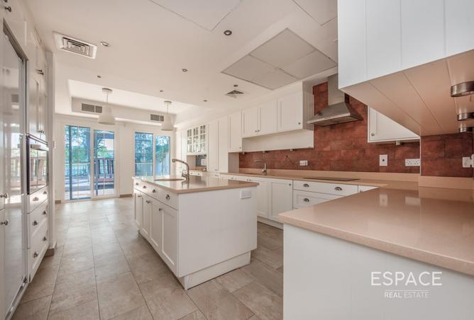 15193601 - Property Image 3
