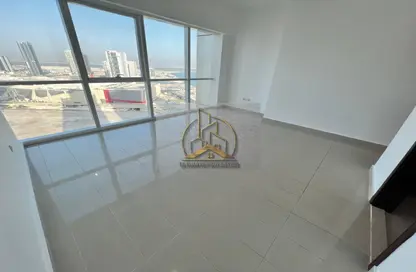 Apartment - 2 Bedrooms - 5 Bathrooms for rent in MAG 5 - Marina Square - Al Reem Island - Abu Dhabi