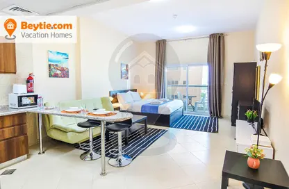 Living Room image for: Apartment - 1 Bathroom for rent in Lynx Residence - Dubai Silicon Oasis - Dubai, Image 1
