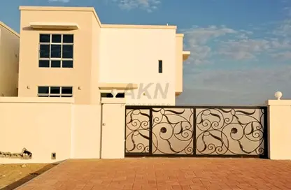 Villa - 3 Bedrooms - 5 Bathrooms for sale in Al Salam City - Umm Al Quwain