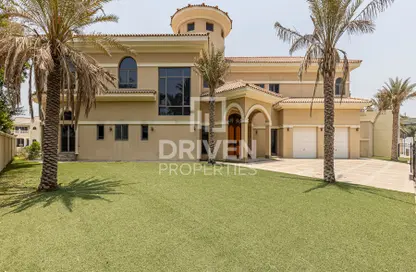 Villa - 6 Bedrooms - 7+ Bathrooms for sale in Signature Villas Frond P - Signature Villas - Palm Jumeirah - Dubai